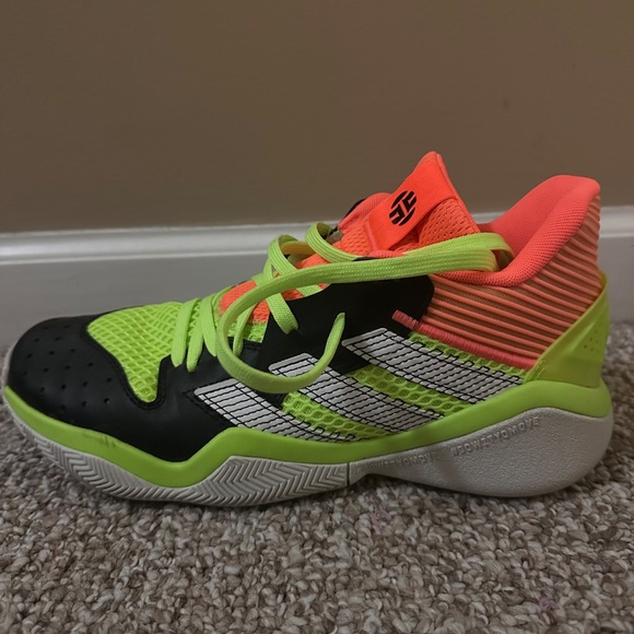 Harden Stepbacks - Picture 2 of 3